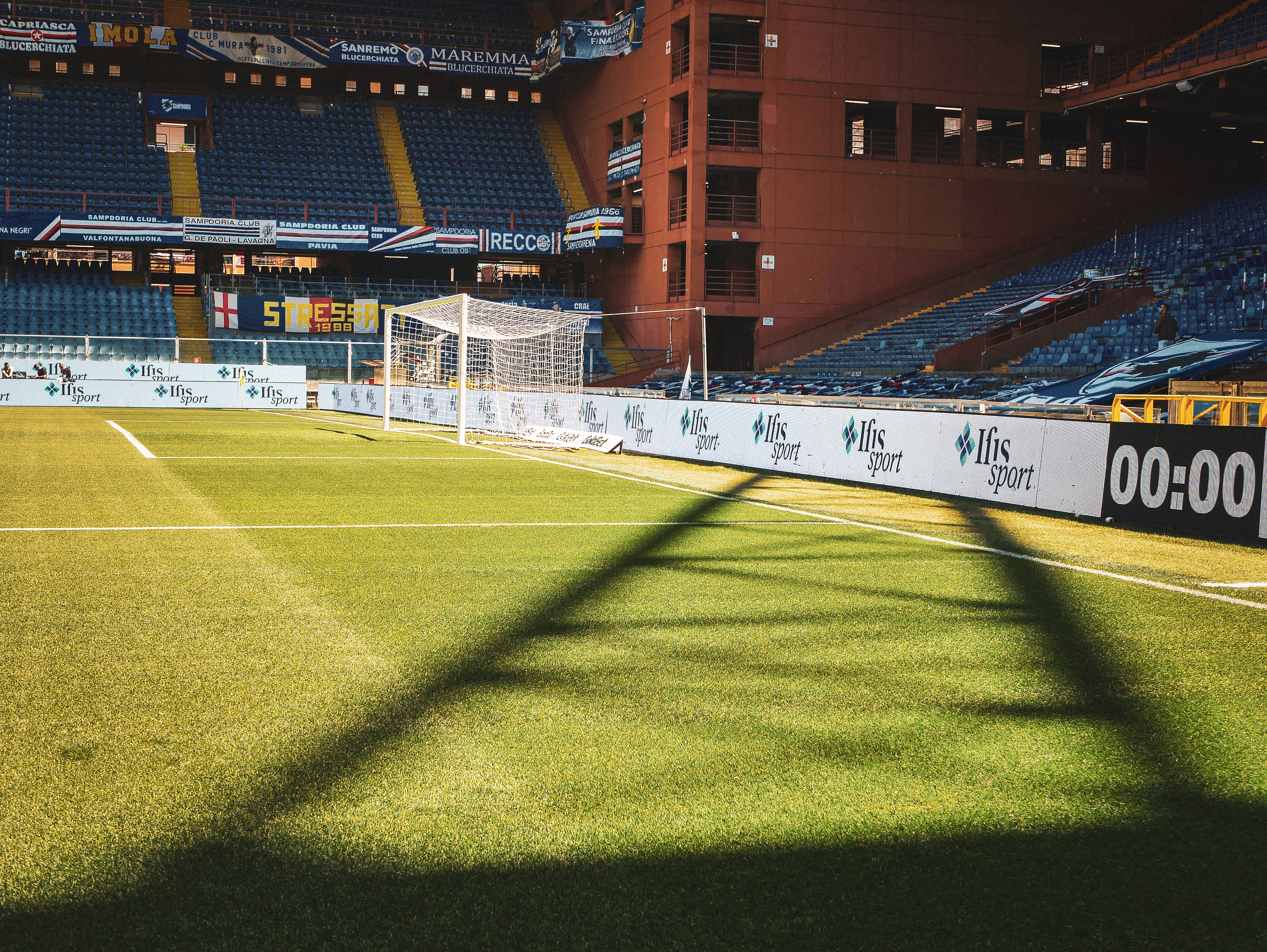 Stadio Luigi Ferraris - Marassi . Volume 2 — photo 7