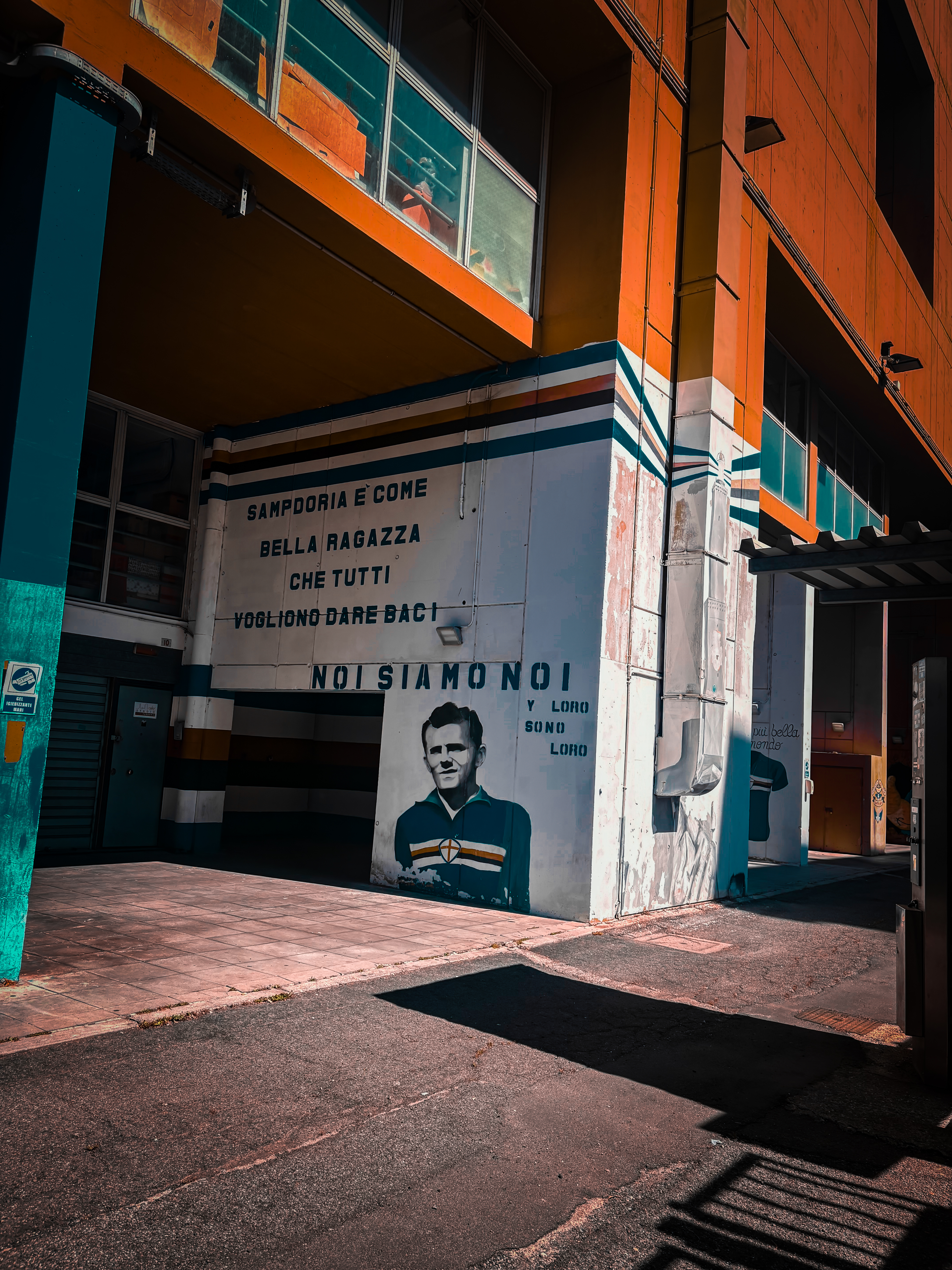 Stadio Luigi Ferraris - Marassi . Volume 2 — photo 3